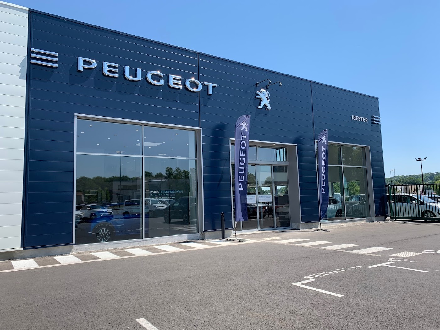 Peugeot Provins - Groupe Riester