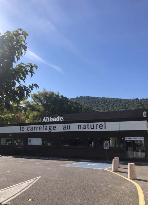 Espace Aubade Comtat et Allardet Le Tholonet (Aix Carrelages)
